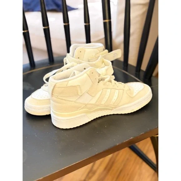 Adidas Forum Bold High Top Sneakers Cream Suede Womens Size 6.5 - Picture 2 of 3